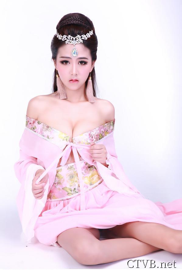 两百张美女图片集合 (125)