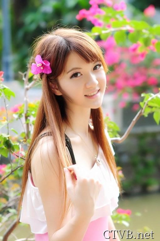 罗娜