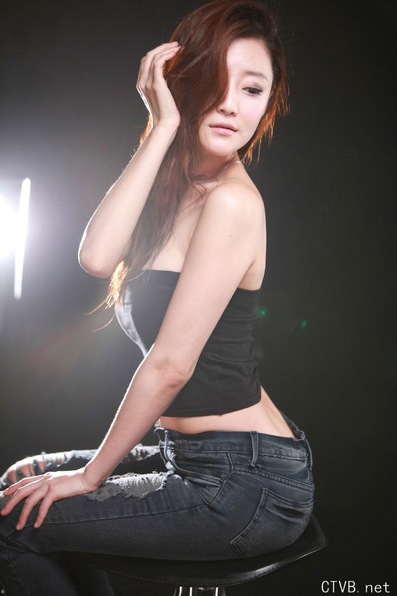 2000张图片 美女写真 (1675).jpg