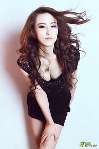 2000张图片 美女写真 (1780).jpg