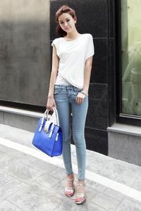 2000张图片 美女写真 (1729).jpg