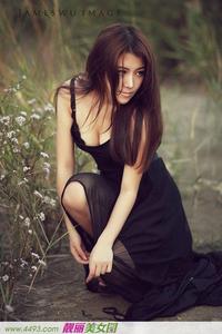 2000张图片 美女写真 (1913).jpg