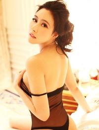 2000张图片 美女写真 (2010).jpg