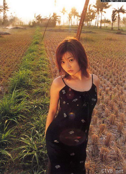 三百张美女图片大全 (121).jpg