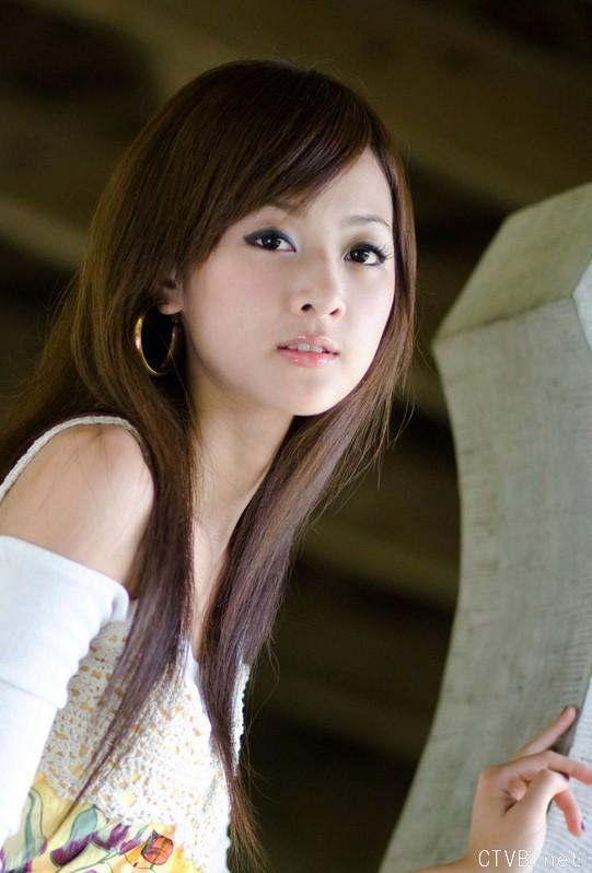 两百张美女图片集合 (54).jpg