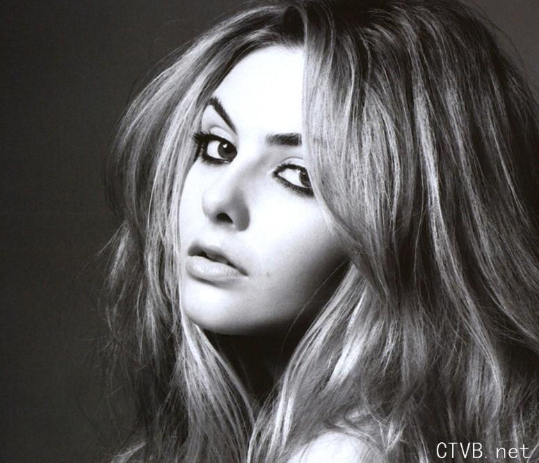 塔姆欣·伊格顿 Tamsin Egerton.jpg