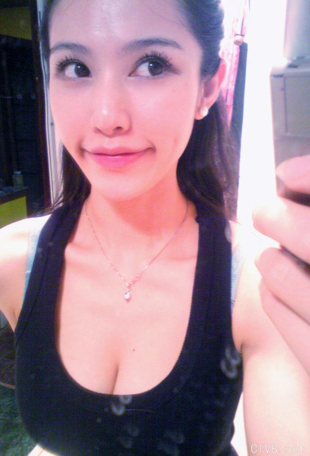 百张手机美少女图片 95365.jpg