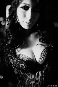 百张手机美少女图片 42825.jpg