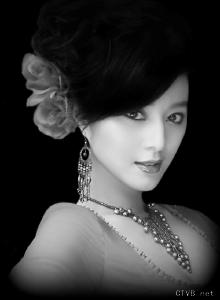 百张手机美少女图片 48209.jpg