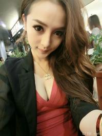 百张手机美少女图片 54667.jpg