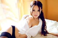 百张手机美少女图片 75023.jpg