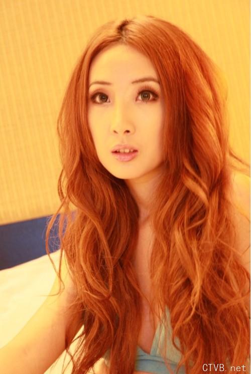 美腿校花 - 侯芊浥可爱时尚家居容妆照 - 8.jpg