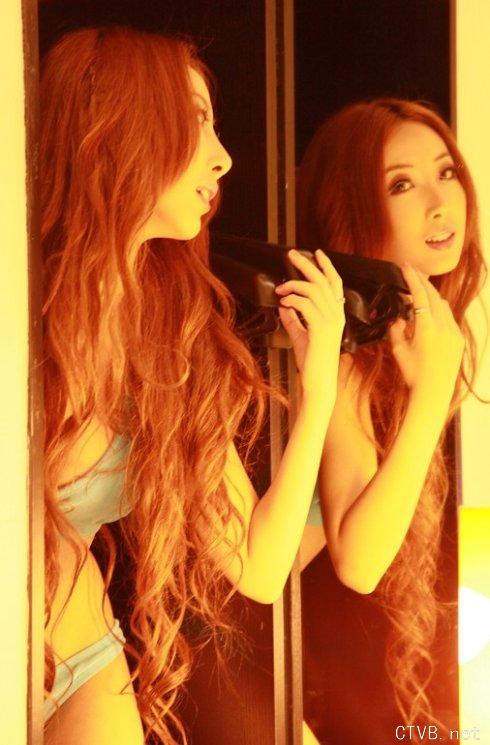 美腿校花 - 侯芊浥可爱时尚家居容妆照 - 10.jpg