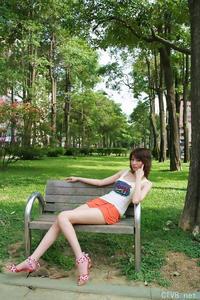 美腿校花 - 国内校花绣大腿 - 2.jpg