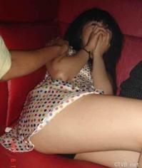 美腿走光 - 真实偷拍包厢里各色小姐 - 2.jpg