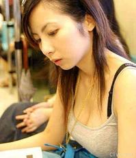 美腿走光 - 美乳随街拍 - 2.jpg