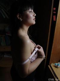 美腿走光 - 风骚的熟女附生活照 - 1.jpg