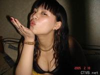 美腿走光 - 风骚的熟女附生活照 - 7.jpg