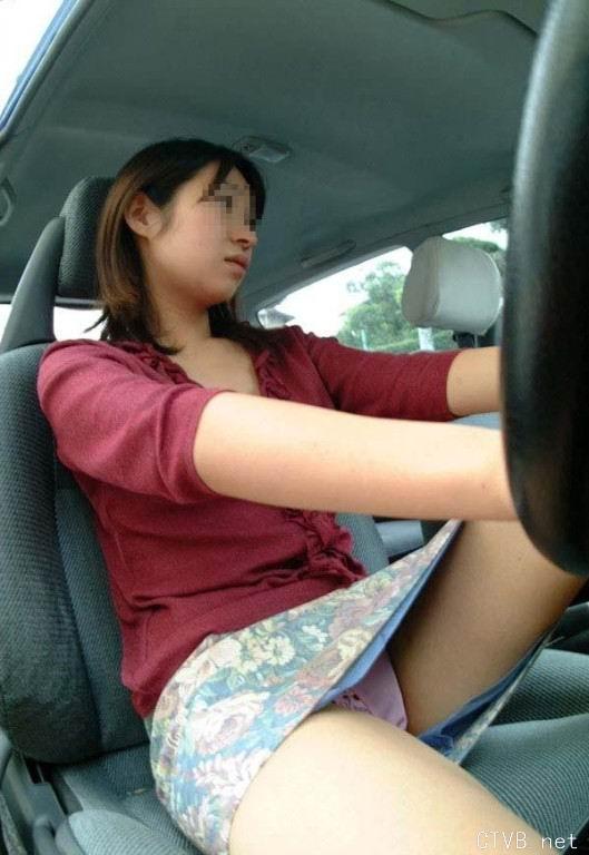 美腿走光 - 女生上下車時要小心不要腿開開 - 1.jpg