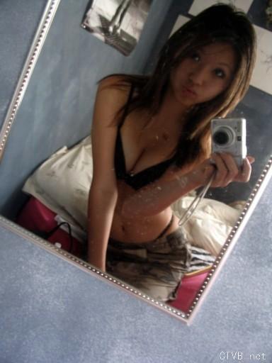 美腿走光 - 爱自拍的那些正妹 - 1.jpg