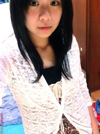 美腿走光 - 这样天真的妹妹竟然也自拍!~难道真的是时尚吗 - 3.jpg