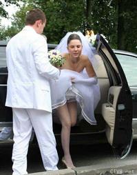 美腿走光 - 婚礼上的新娘走光全集 - 4.jpg