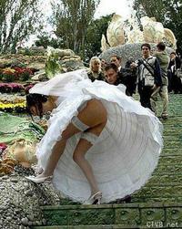 美腿走光 - 婚礼上的新娘走光全集 - 1.jpg