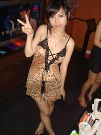 美腿走光 - 小姨子带了个朋友和我一起KTV - 7.jpg