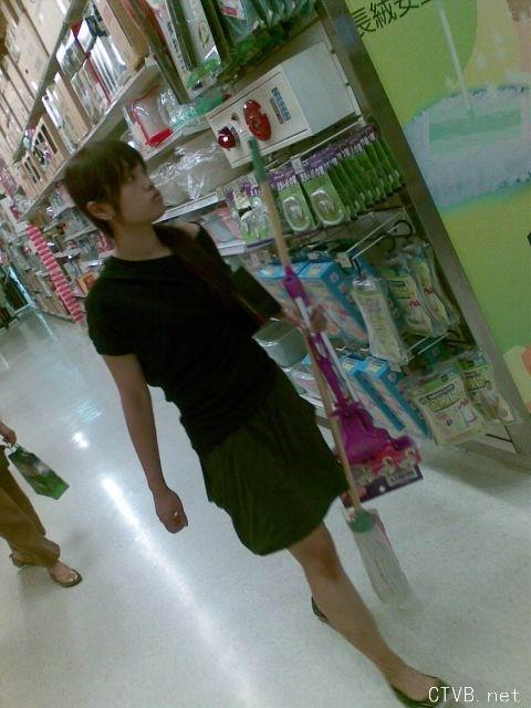 美腿走光 - 偷拍妳 - 10.jpg