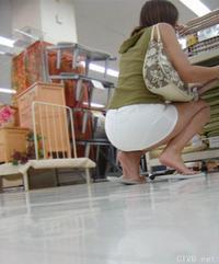 美腿走光 - 偷拍少妇 - 6.jpg