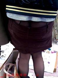 美腿走光 - 只穿丝袜不穿内裤走光 - 1.jpg