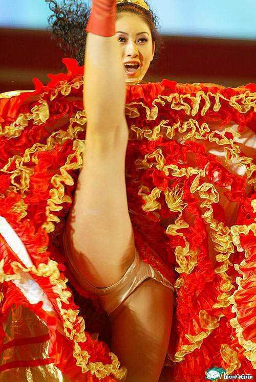 美腿走光 - 经典偷拍照 - 8.jpg