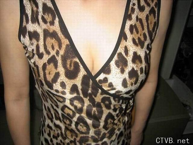 美腿走光 - 最新真实诱人的少妇 - 5.jpg