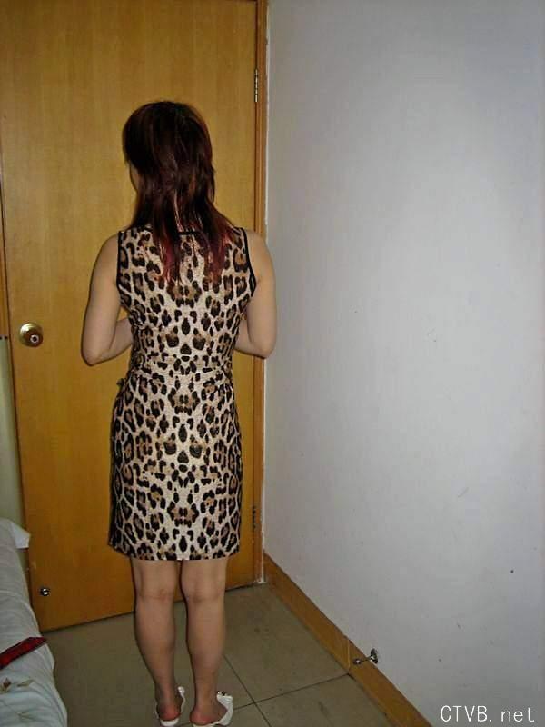 美腿走光 - 最新真实诱人的少妇 - 1.jpg