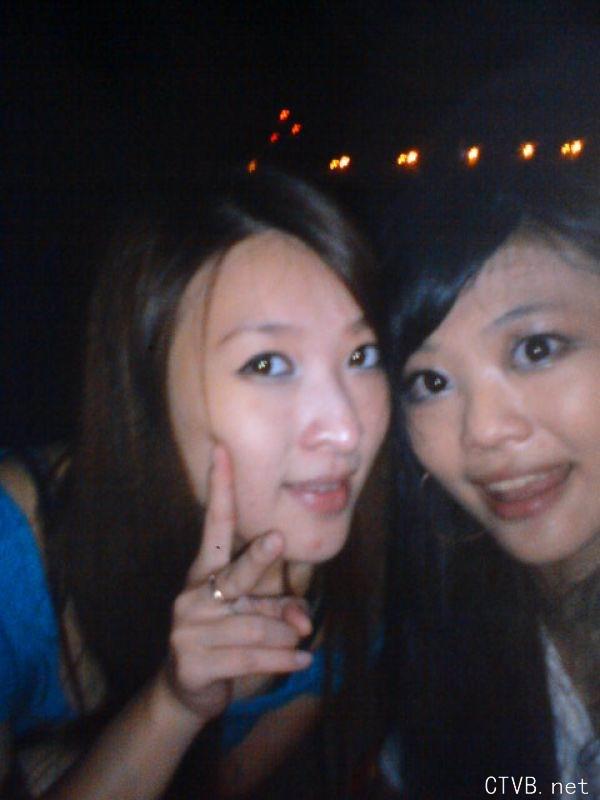 美腿走光 - 破解無名相册~有大发现 - 1.jpg