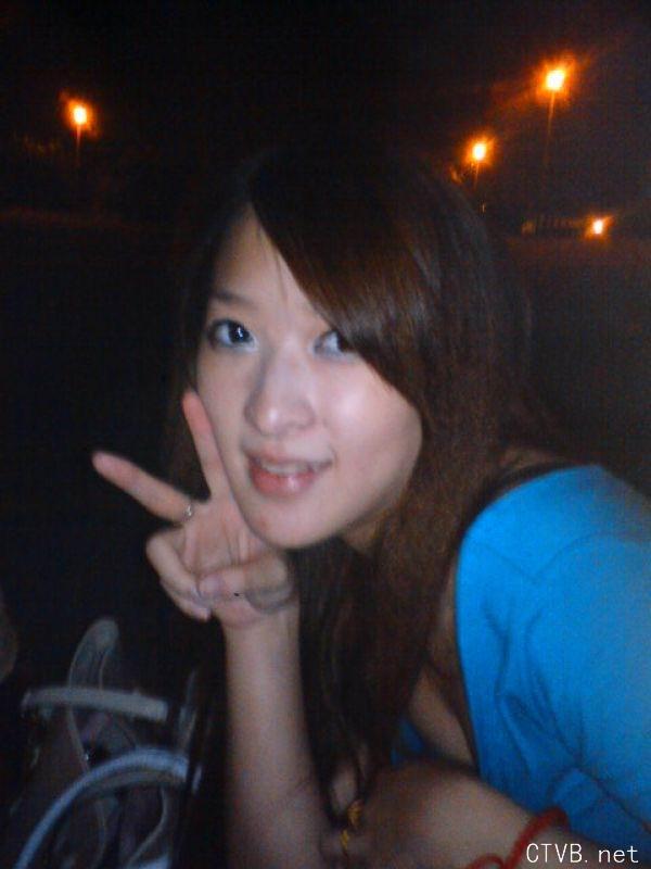 美腿走光 - 破解無名相册~有大发现 - 12.jpg