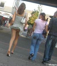 美腿走光 - 夏日的凉风吹起了美丽的裙角 - 2.jpg