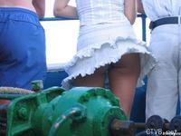 美腿走光 - 夏日的凉风吹起了美丽的裙角 - 18.jpg