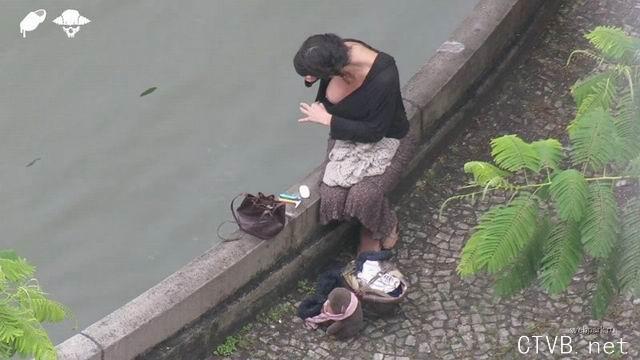 美腿走光 - 桥下走光图片 - 6.jpg