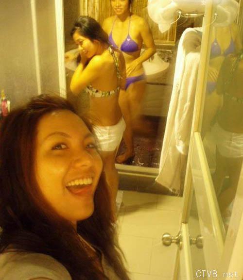 美腿走光 - 全程实拍一群富婆洗泡泡浴 - 8.jpg