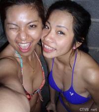 美腿走光 - 全程实拍一群富婆洗泡泡浴 - 3.jpg