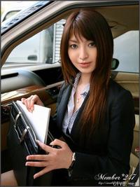 美腿走光 - 售车OL小姐服务态度不一般 - 13.jpg