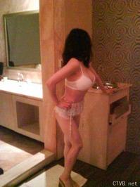 美腿走光 - 洗浴中心找的小姐,透明裝露乳 - 2.jpg