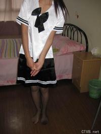 美腿走光 - 90后小妹居家诱惑黑丝自拍，high得很 - 11.jpg