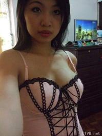 美腿走光 - 破解相冊的少婦低胸自拍讓人噴血 - 3.jpg