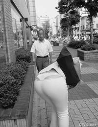 美腿走光 - bbs最全走光偷拍照 - 30.jpg