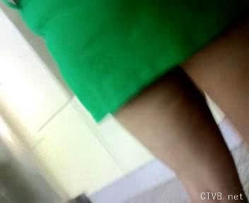 美腿走光 - 强烈cd银行取钱的女人 - 4.jpg