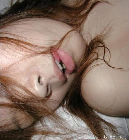 美腿走光 - 女人性高潮表情 - 3.jpg