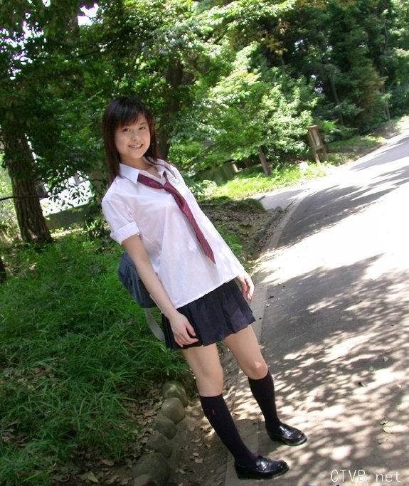 美腿走光 - 妹妹的粉紅乳头真是太绝了 - 6.jpg