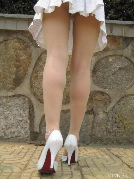 美腿走光 - 裙底,肉丝,美腿,小内内 - 13.jpg